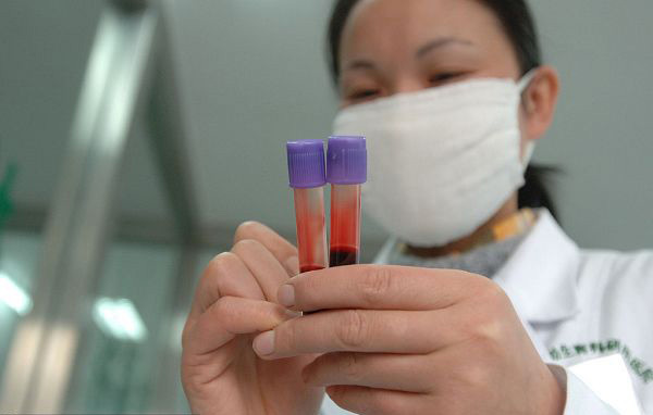 北京揭秘：DNA亲子鉴定全过程 
